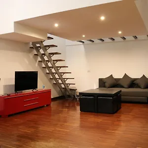  Appartamento Cozy & Large Loft Famagosta