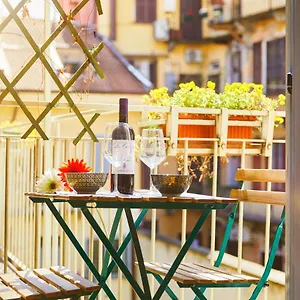 Apartamento House Naviglio Grande 15 Minutes To Duomo, Milán
